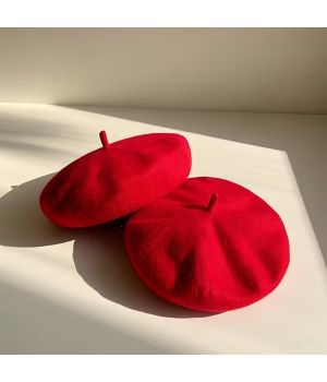 Beret rouge pour chien ou chat