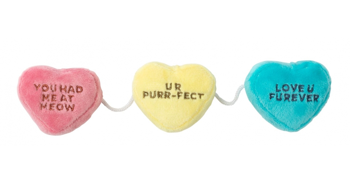 FuzzYard Cat Toy - Candy Hearts 3 on a String