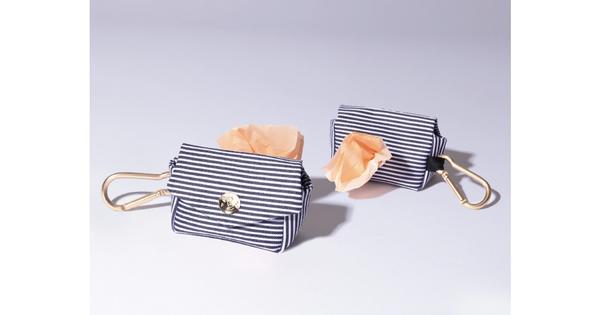 Accessoires de promenade pour chiens - Pochette sac à crottes NAVY French Bandit - 1